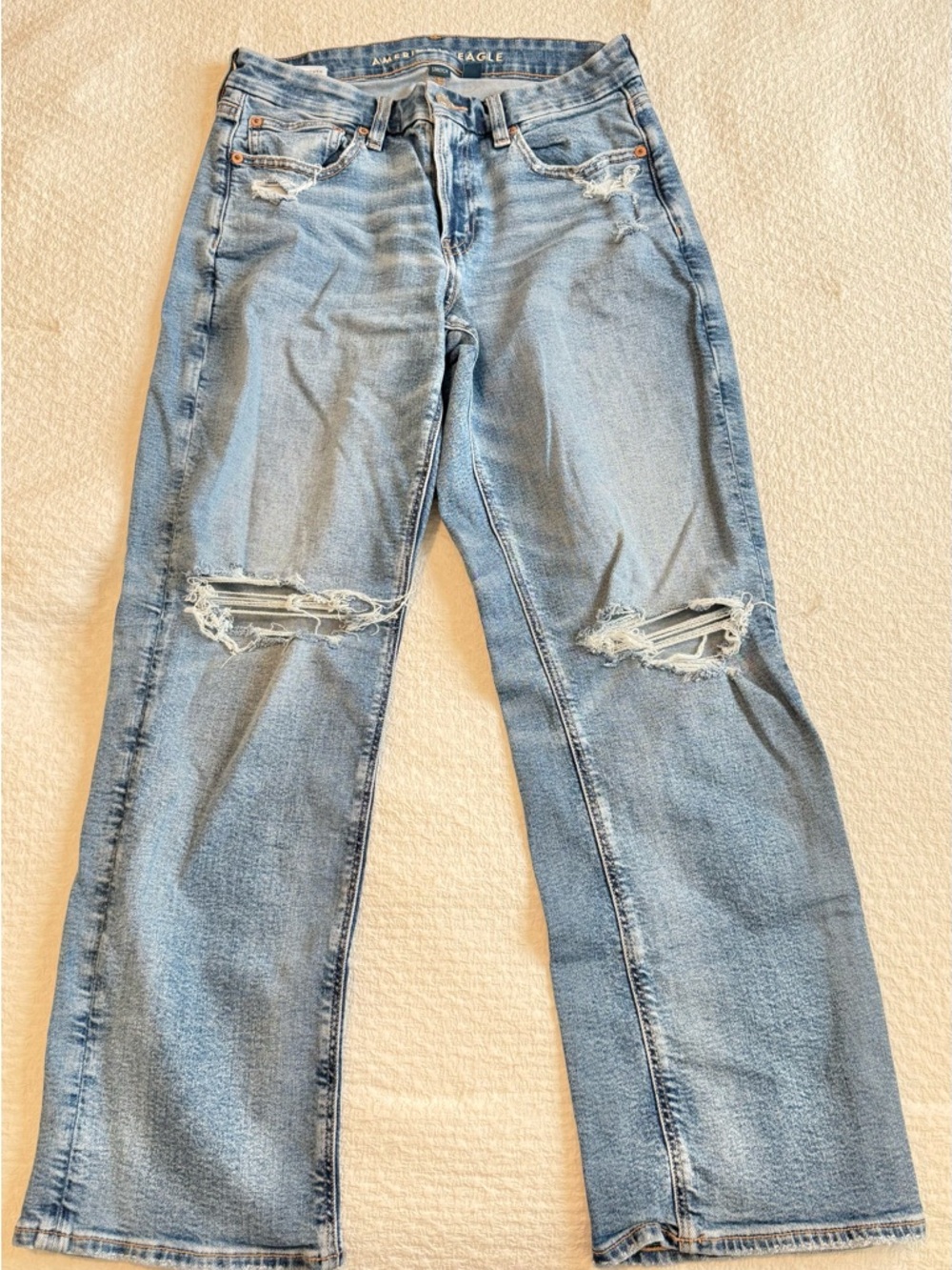American Eagle Outfitters Light Wash Straight Leg Ripped Jeans
